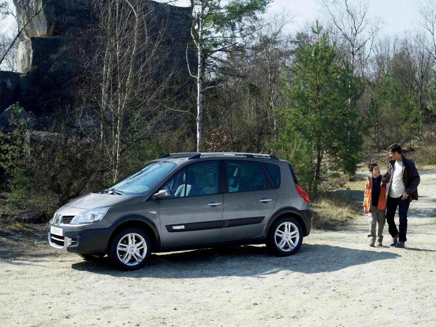  Renault Scenic Conquest 2007 года  (фото 7 из 15)
